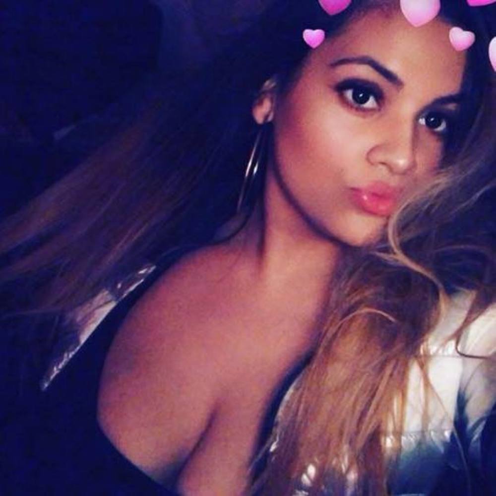 Meet your Posher, Crystal
